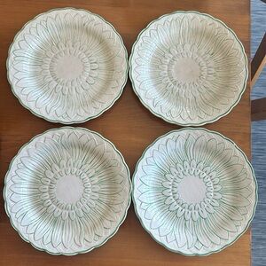 Wedgwood Sunflower white/green Majolica luncheon plates - set/4 (set 2 of 2)